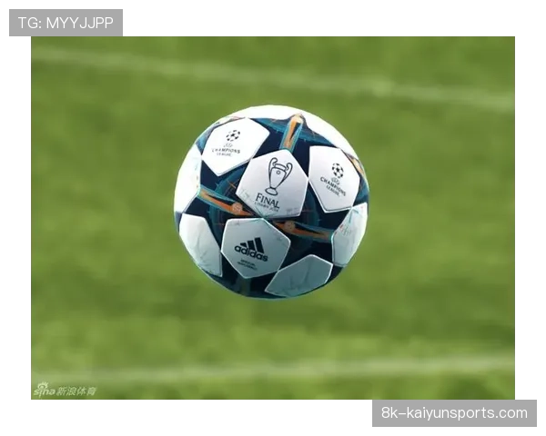 欧冠比赛用球内置芯片数据首次对媒体部分公开,展示球员跑动热图 欧冠比赛用球内置芯片数据首次对媒体部分公开,展示球员跑动热图